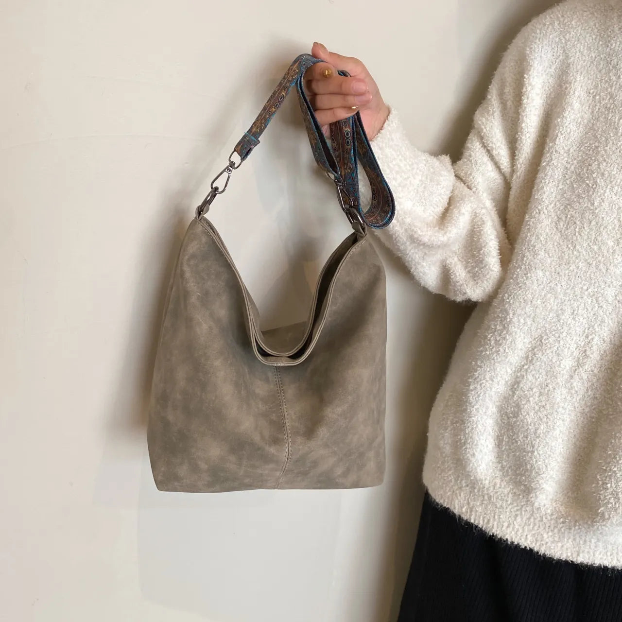 Adjustable Strap Shoulder Bag - Roe Creation