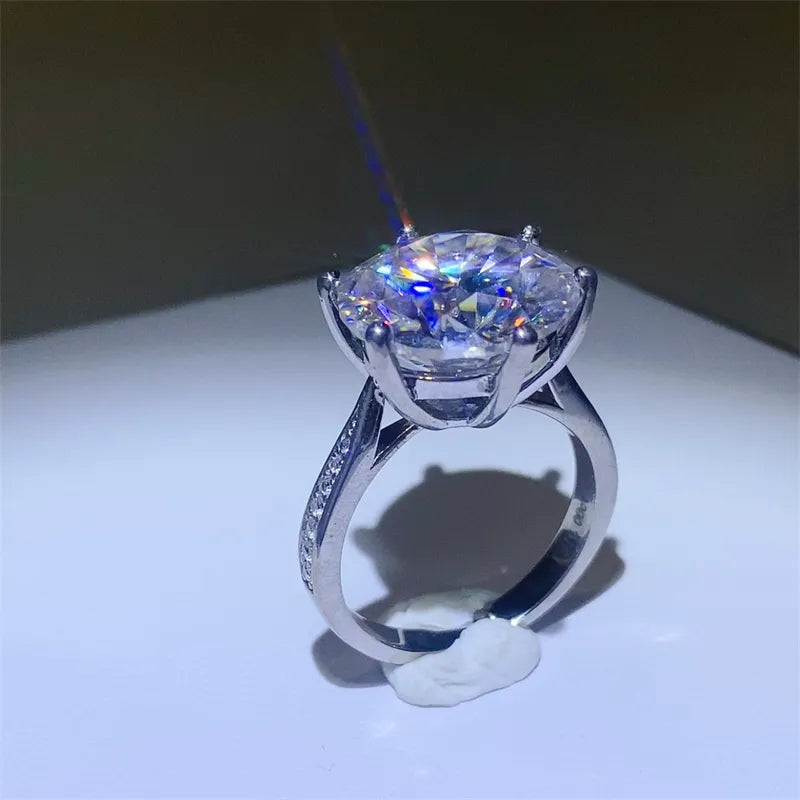 10 Carat Moissanite 925 Sterling Silver Ring - Roe Creation
