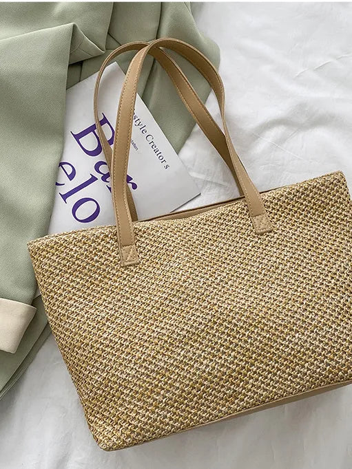 Woven Straw Tote Bag in Solid Colour - Roe Creation