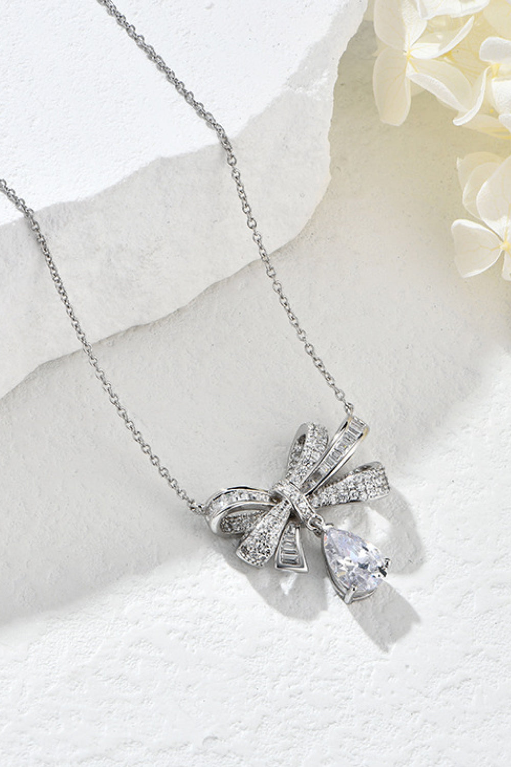 Teardrop Shape 925 Sterling Silver Zircon Pendant Necklace - Roe Creation