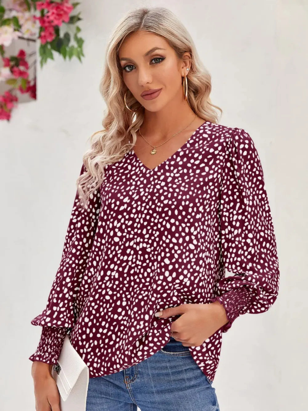 Elegant Printed V-Neck Blouse with Lantern Sleeves - Roe Creation
