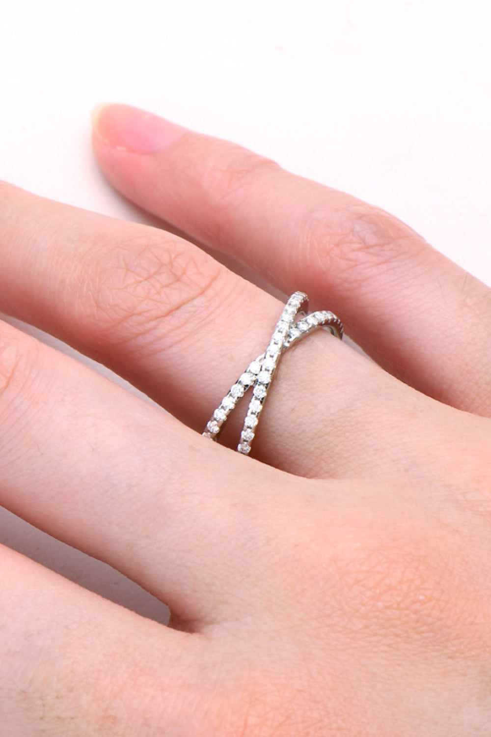 Moissanite 925 Sterling Silver Crisscross Ring - Roe Creation