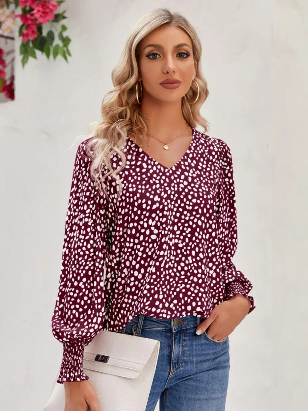 Elegant Printed V-Neck Blouse with Lantern Sleeves - Roe Creation
