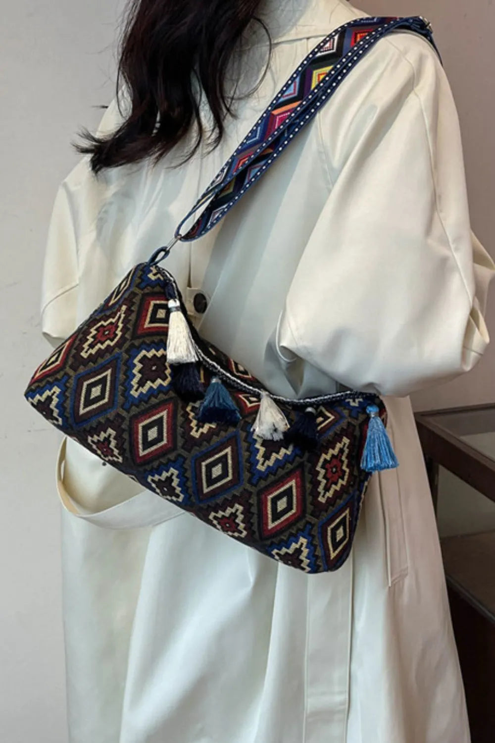 Retro Patterned Shoulder Bag with Tassel and Adjustable Strap - Roe Creation