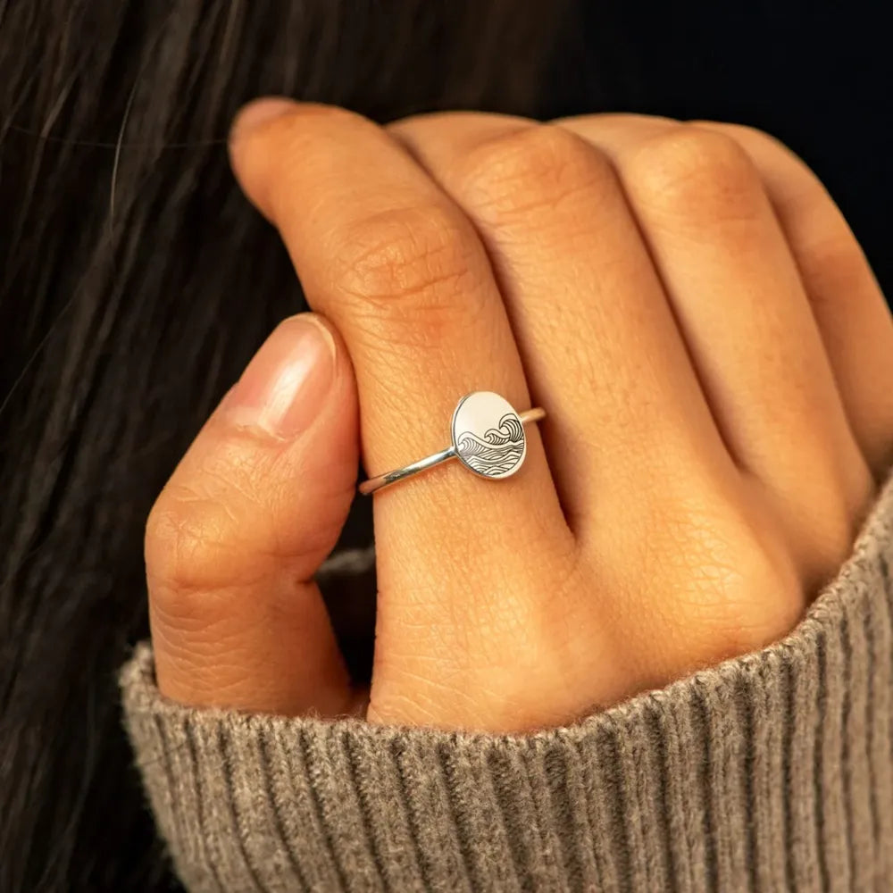 925 Sterling Silver Signet Ring - Roe Creation