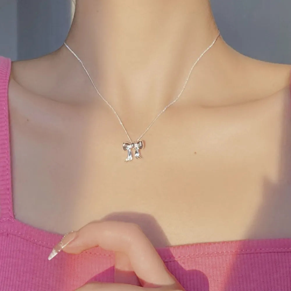 Copper Bow Shape Pendant Necklace - Roe Creation