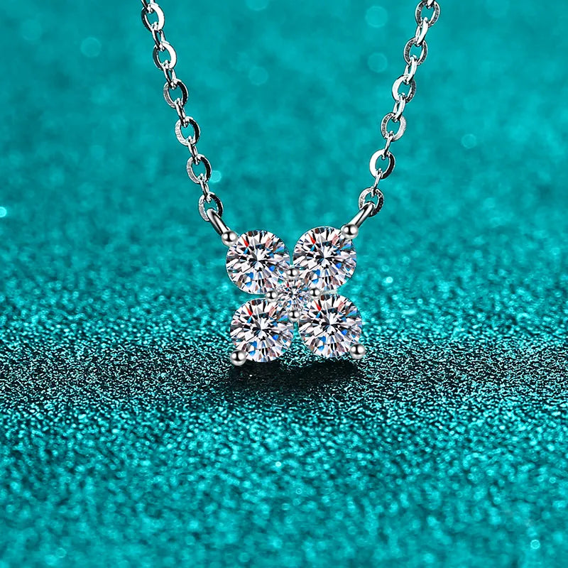 1.26 Carat Moissanite 925 Sterling Silver Geometric Shape Pendant Necklace - Roe Creation