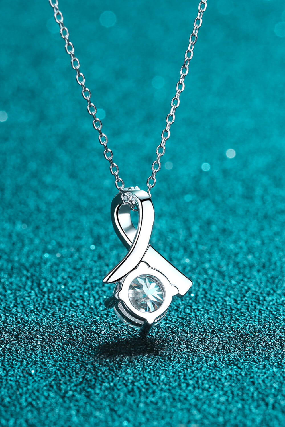 Unique and Chic Moissanite Pendant Necklace - Roe Creation
