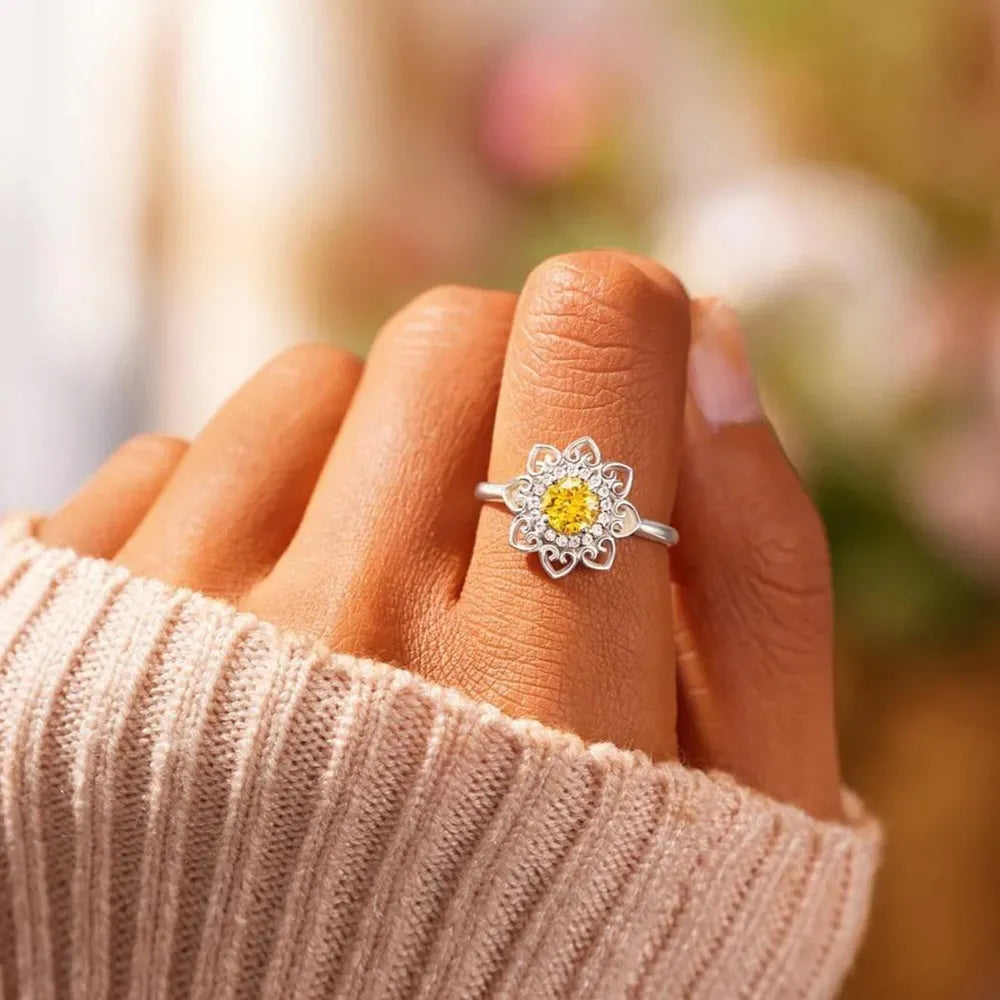Flower Shape Zircon Platinum-Plated 925 Sterling Silver Ring - Roe Creation