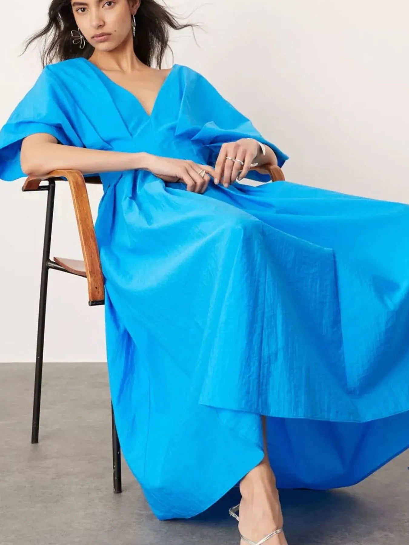 V-Neck Half Sleeve Midi Dress - Roe Creation