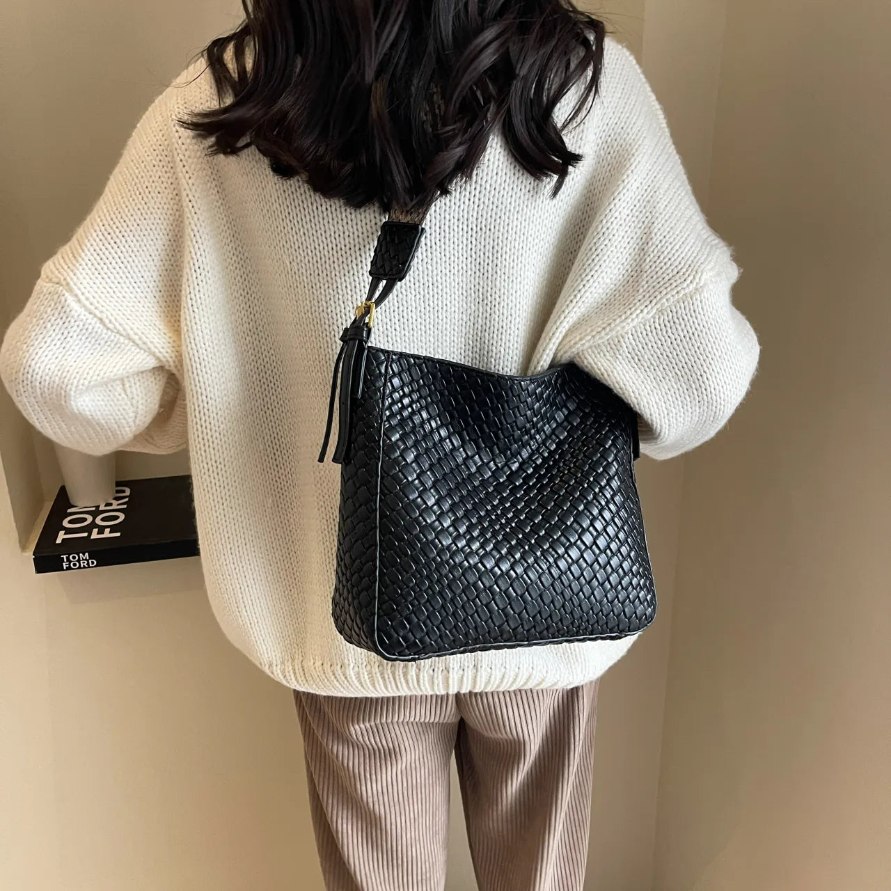 Woven Leather Shoulder Bag with Adjustable Strap - Roe Creation
