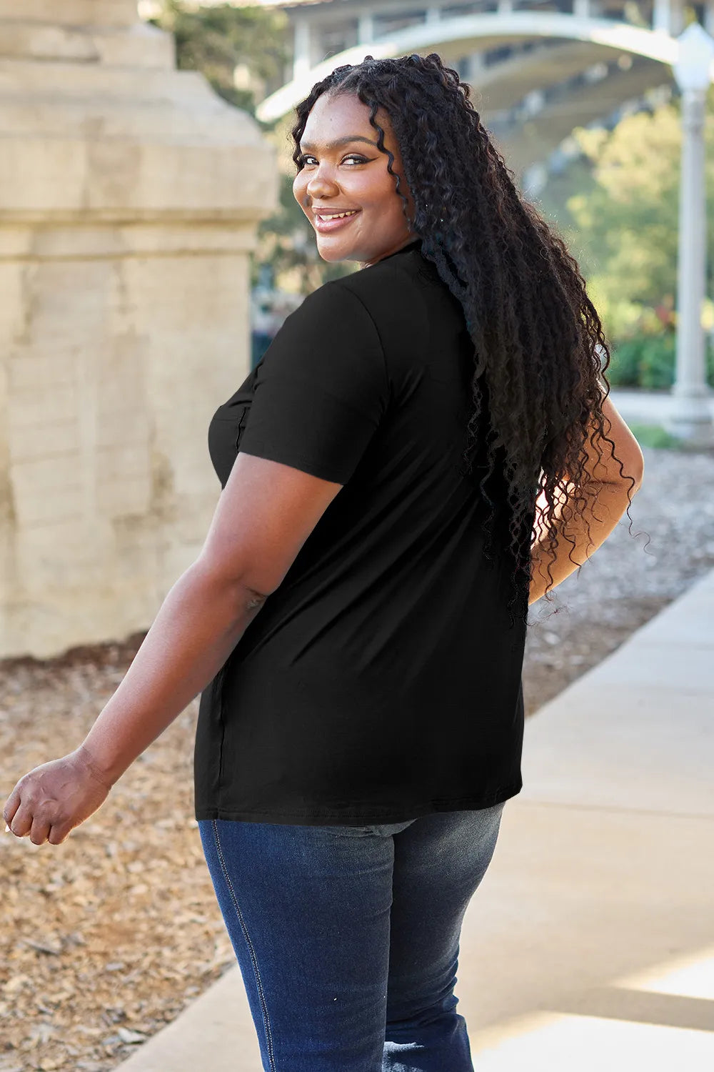 Basic Bae Bamboo Full Size V-Neck Short Sleeve T-Shirt - Roe Creation