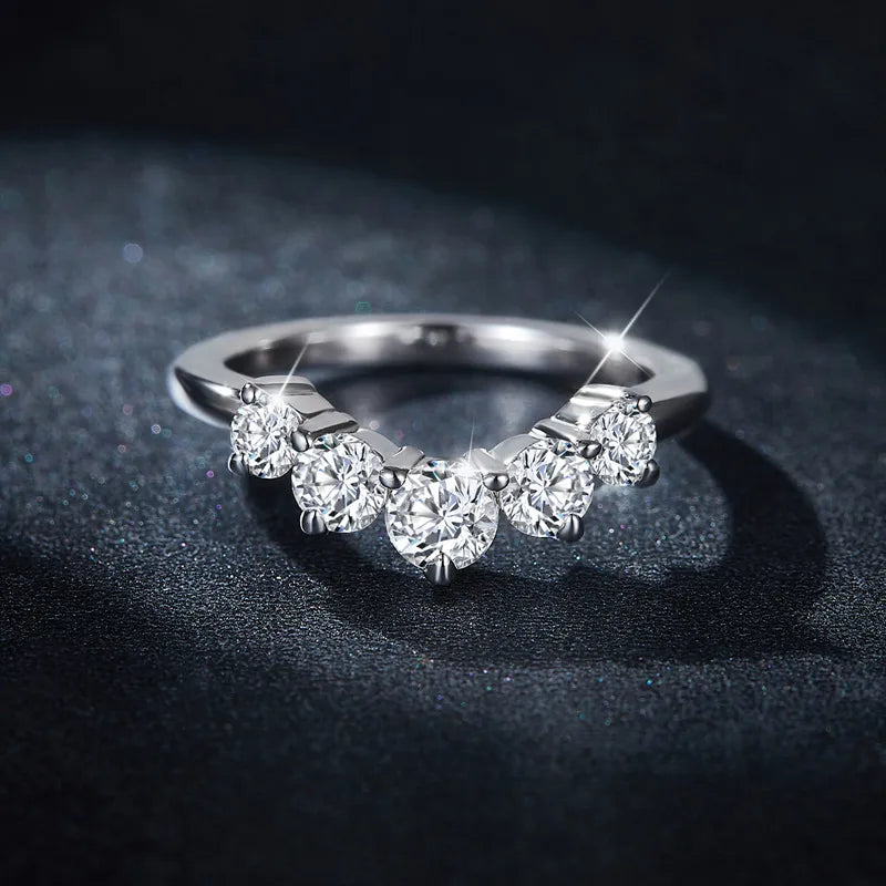 Inlaid Moissanite 925 Sterling Silver Ring - Roe Creation