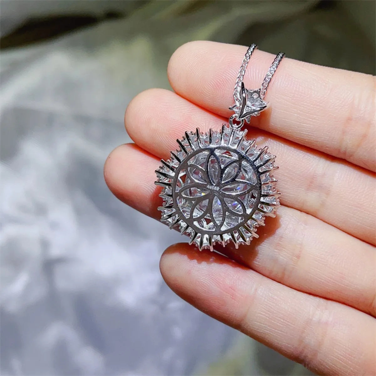 10 Carat Moissanite 925 Sterling Silver Necklace - Roe Creation