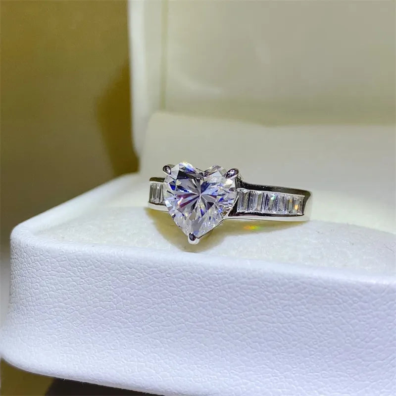 3 Carat Moissanite 925 Sterling Silver Ring - Roe Creation
