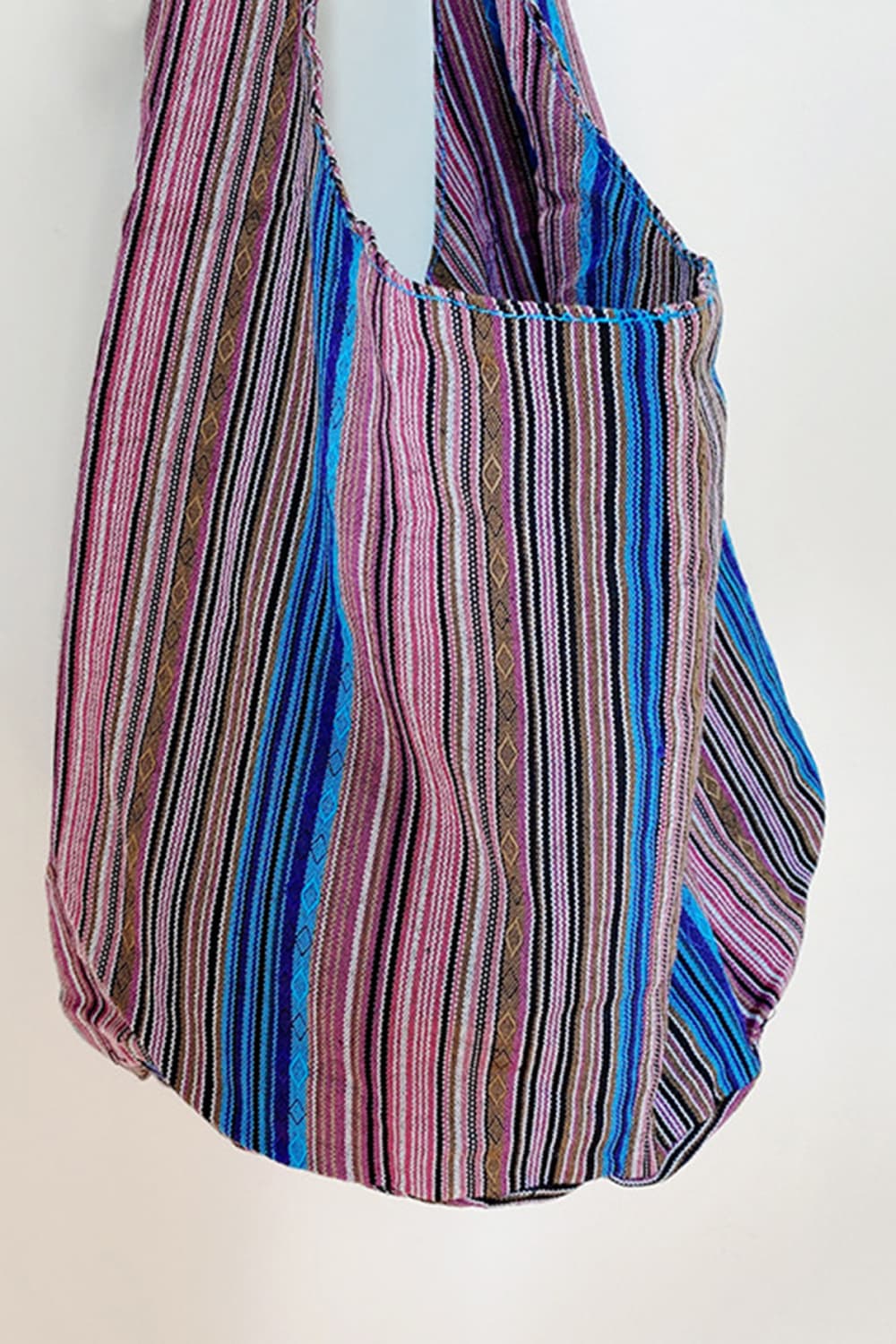 Large Canvas Crossbody Bag with Ethnic Pattern - Roe Creation
