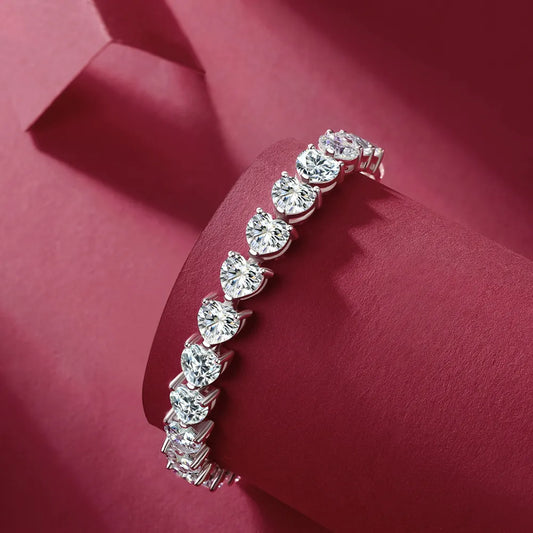 24 Carat Moissanite 925 Sterling Silver Heart Bracelet - Roe Creation