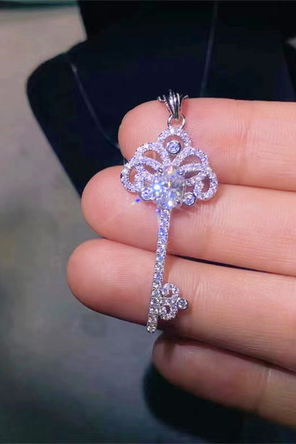 1 Carat Moissanite Key Pendant Necklace - Roe Creation