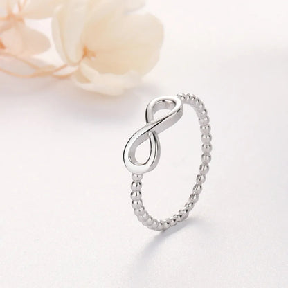 Number 8 Zircon 925 Sterling Silver Ring - Roe Creation