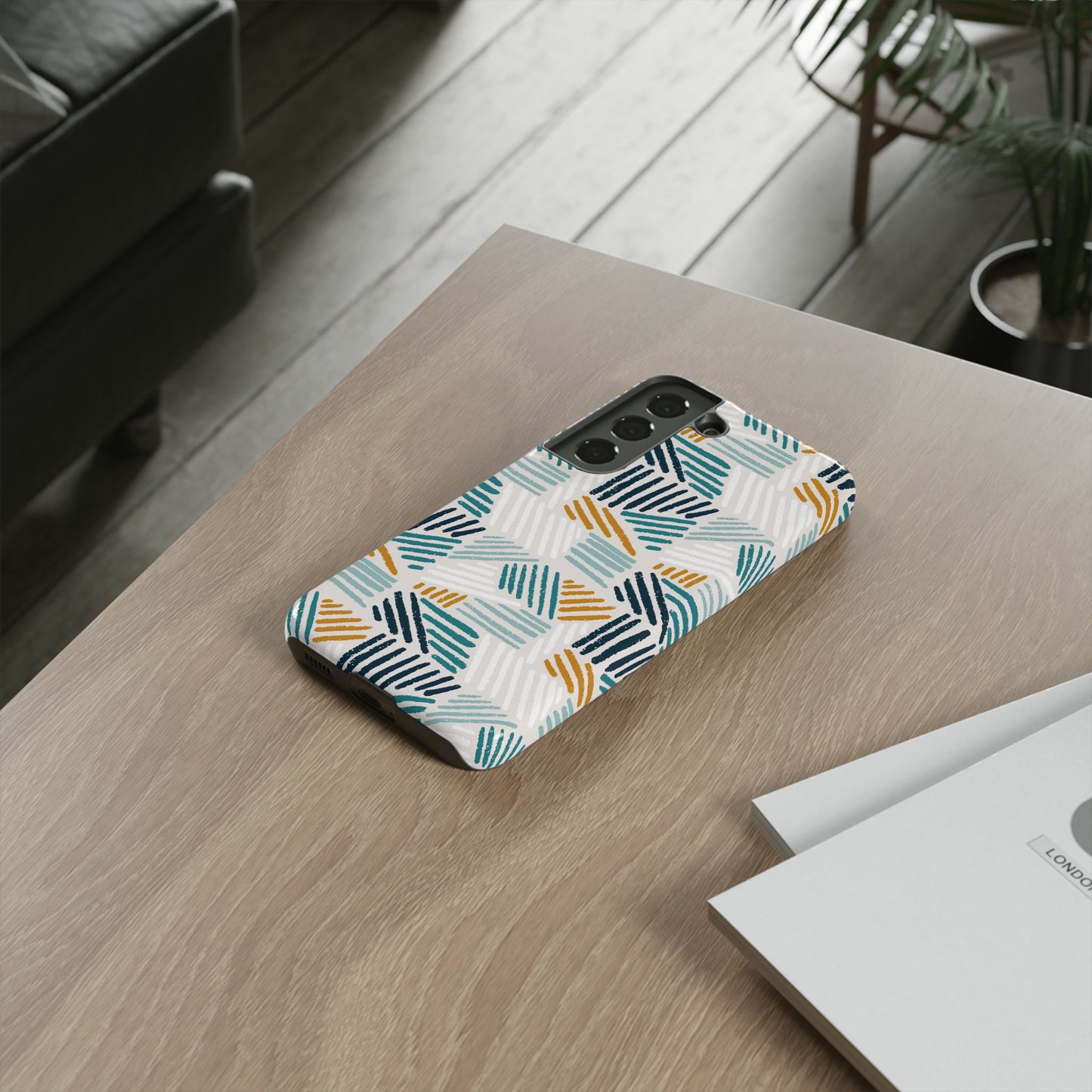 Stylish Tough Phone Case with Geometric Design