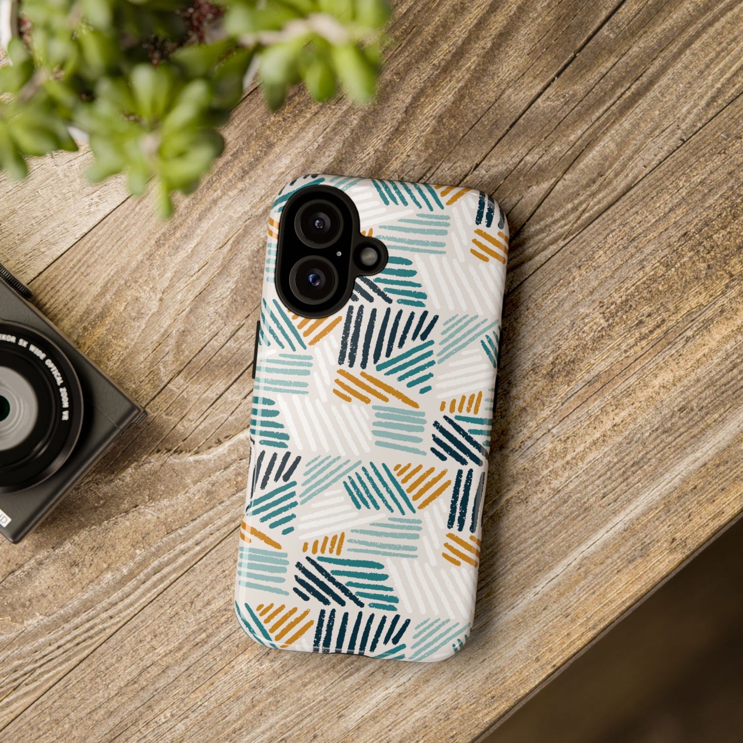 Stylish Tough Phone Case with Geometric Design