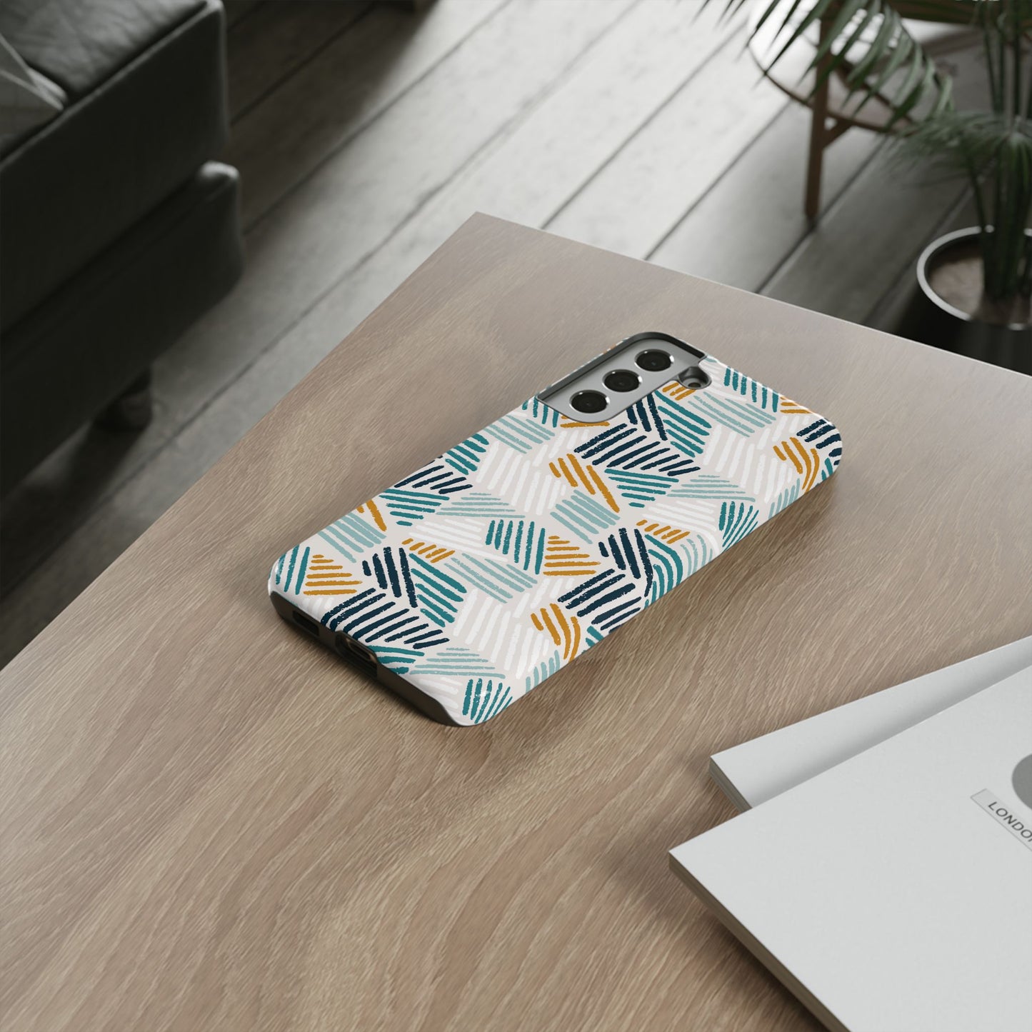 Stylish Tough Phone Case with Geometric Design