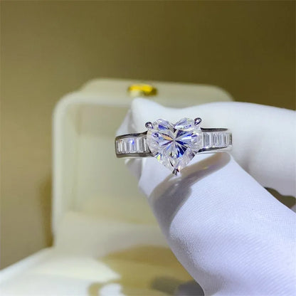 3 Carat Moissanite 925 Sterling Silver Ring - Roe Creation