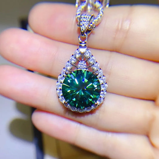 10 Carat Moissanite 925 Sterling Silver Teardrop Shape Necklace - Roe Creation