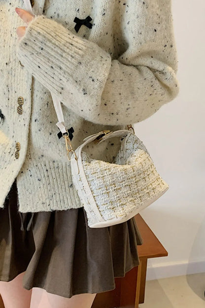 Woven Shoulder Bag with Removable Strap - Roe Creation
