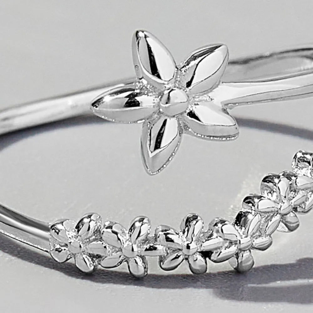 925 Sterling Silver Flower Ring - Roe Creation