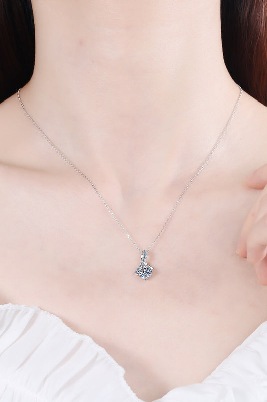 Unique and Chic Moissanite Pendant Necklace - Roe Creation