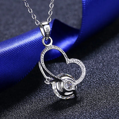 2 Carat Moissanite Heart 925 Sterling Silver Necklace - Roe Creation
