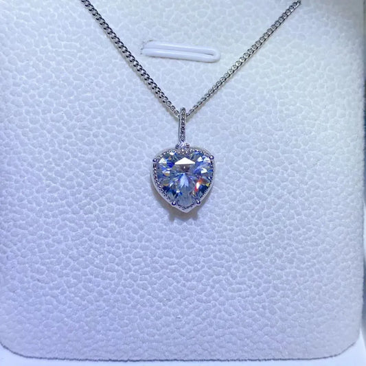 2 Carat Moissanite 925 Sterling Silver Necklace - Roe Creation