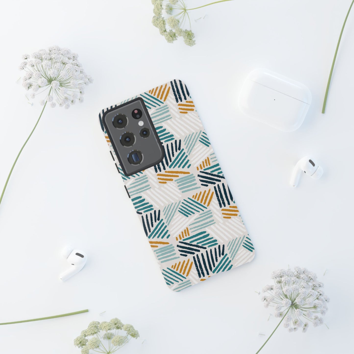 Stylish Tough Phone Case with Geometric Design