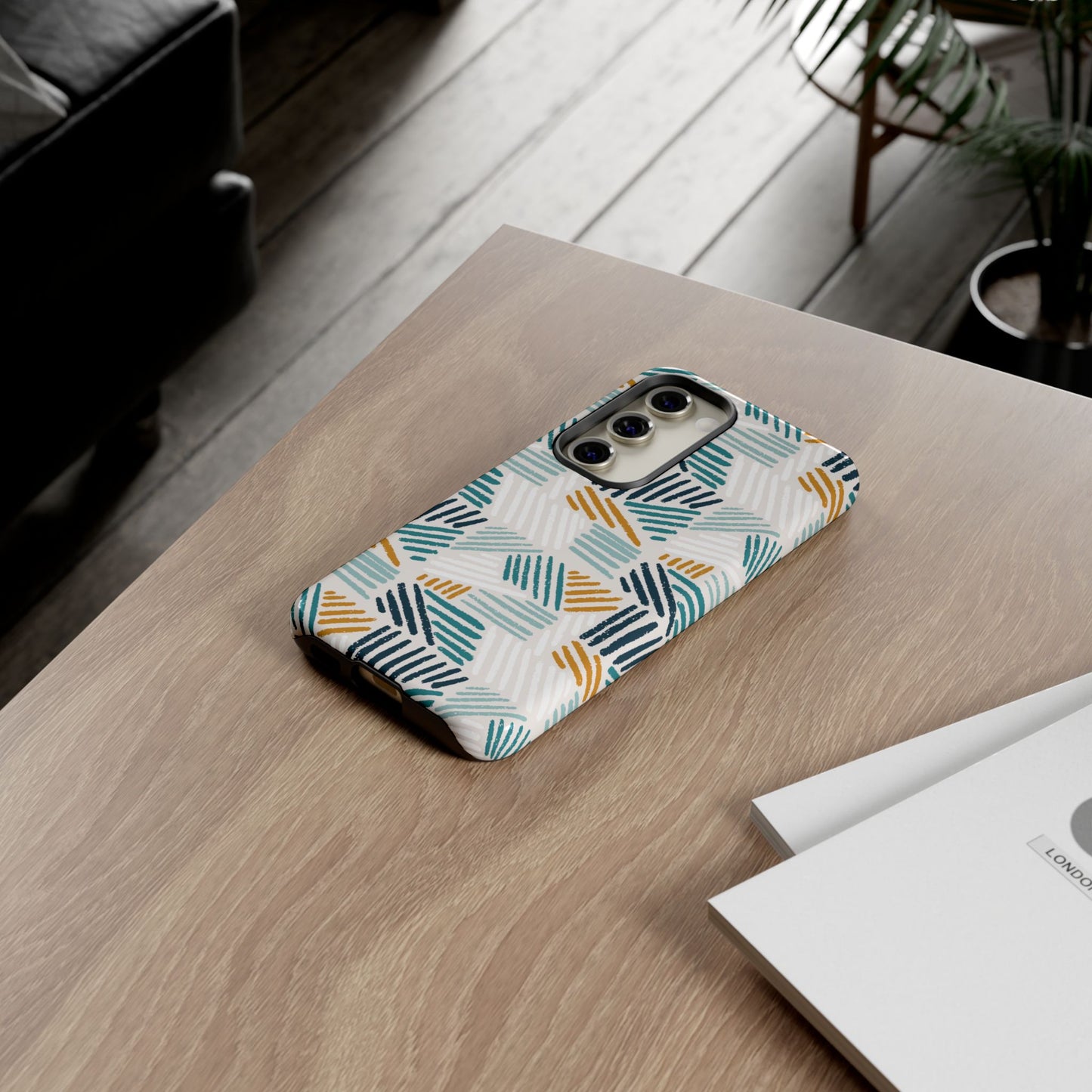 Stylish Tough Phone Case with Geometric Design