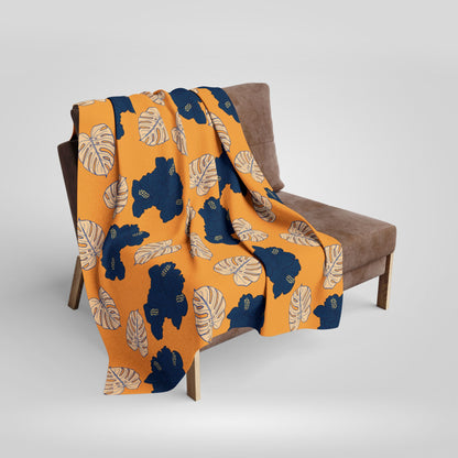 Hibiscus Flowers and Leaves Bohemian Fleece Blanket - Cozy Floral Design for Home Decor