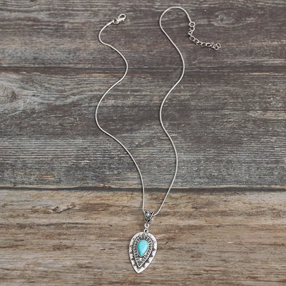 Geometric Alloy Pendant Necklace - Roe Creation