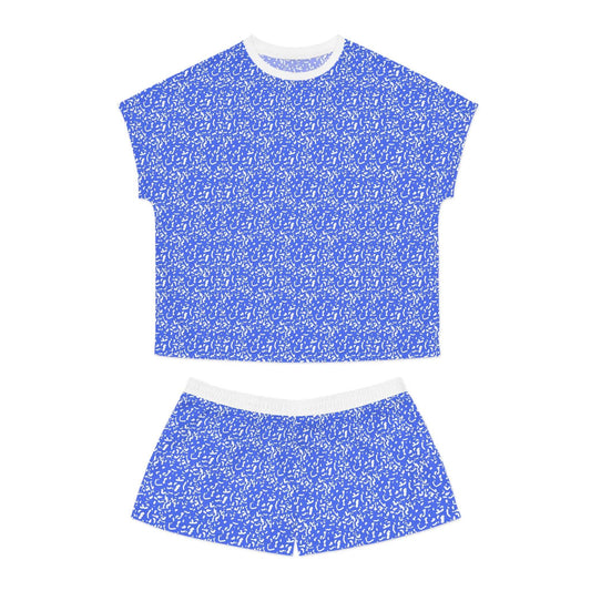 Chic Women's Short Pajama Set, Cozy Sleepwear, Blue Pattern PJs, Relaxed.