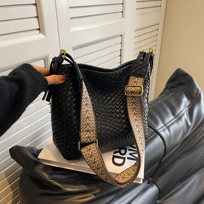 Woven Leather Shoulder Bag with Adjustable Strap - Roe Creation