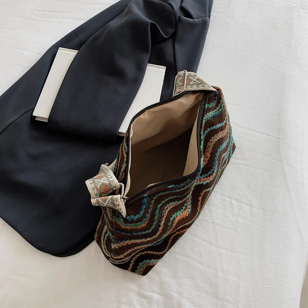 Vintage Medium Shoulder Bag with Adjustable Strap - Roe Creation