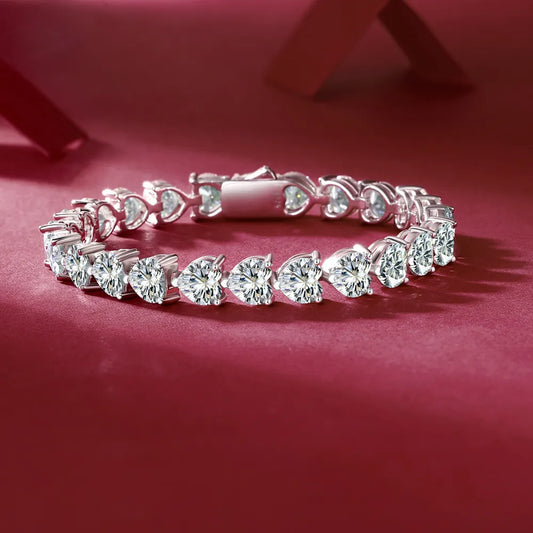 24 Carat Moissanite 925 Sterling Silver Heart Bracelet - Roe Creation