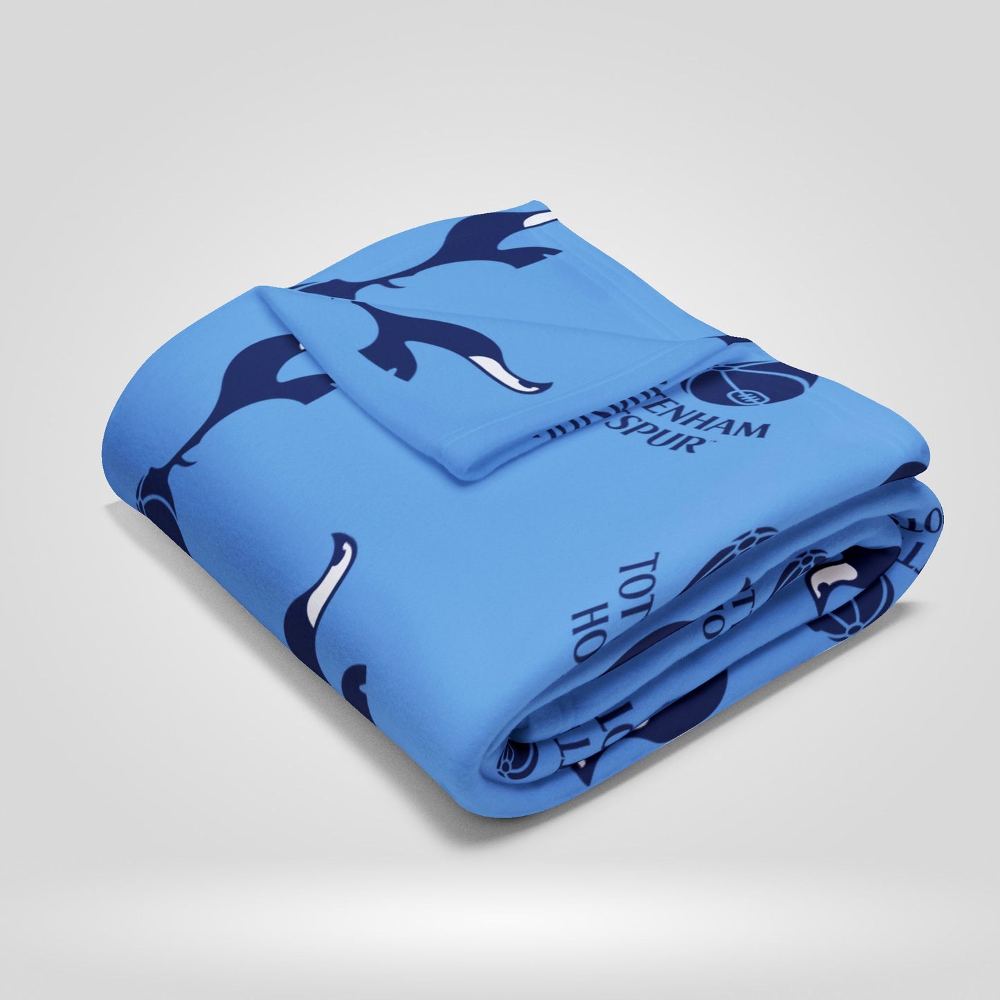 Tottenham Hotspur Arctic Fleece Blanket - Cozy Sports Throw for Fans