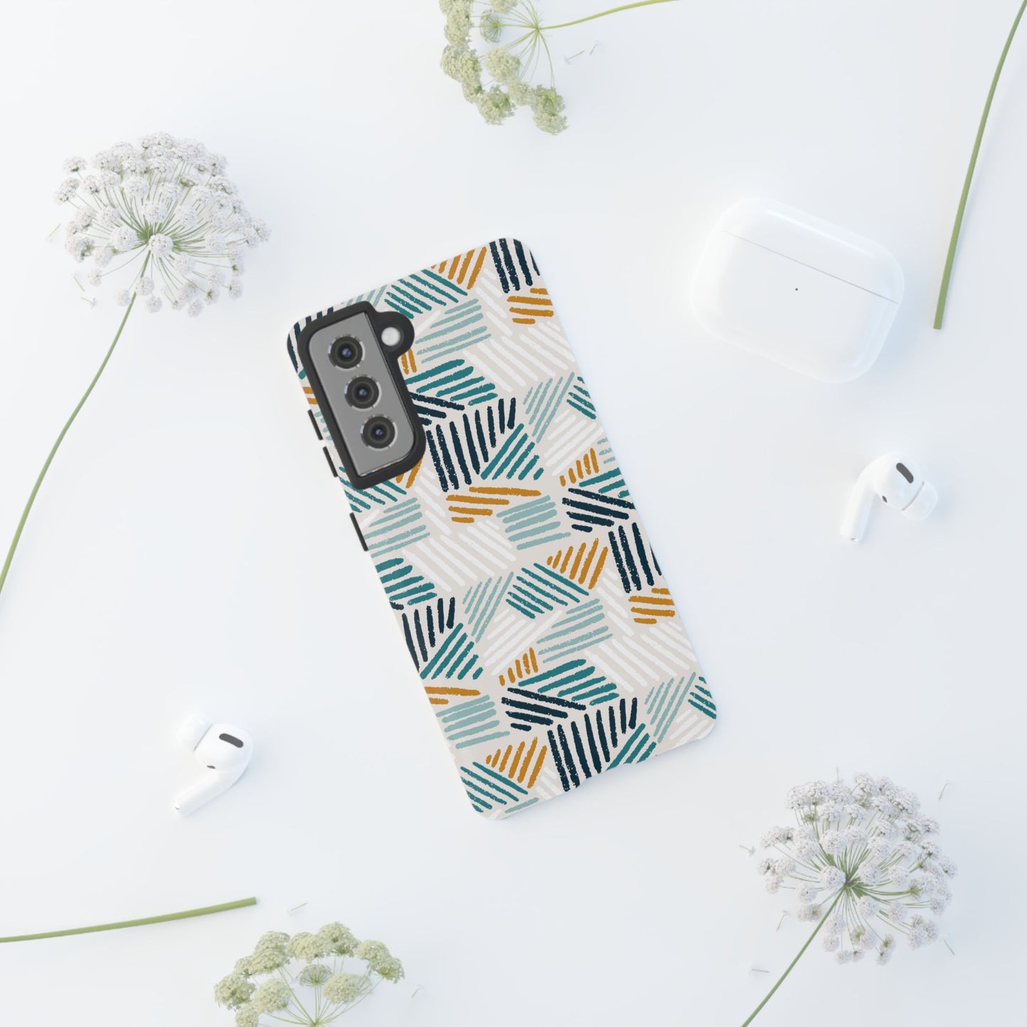 Stylish Tough Phone Case with Geometric Design