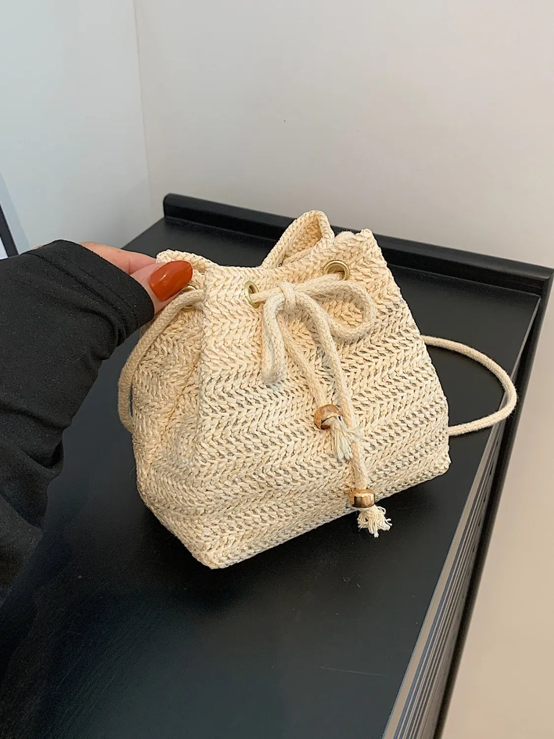 Straw Braided Bucket Bag with Drawstring Closure - Roe Creation
