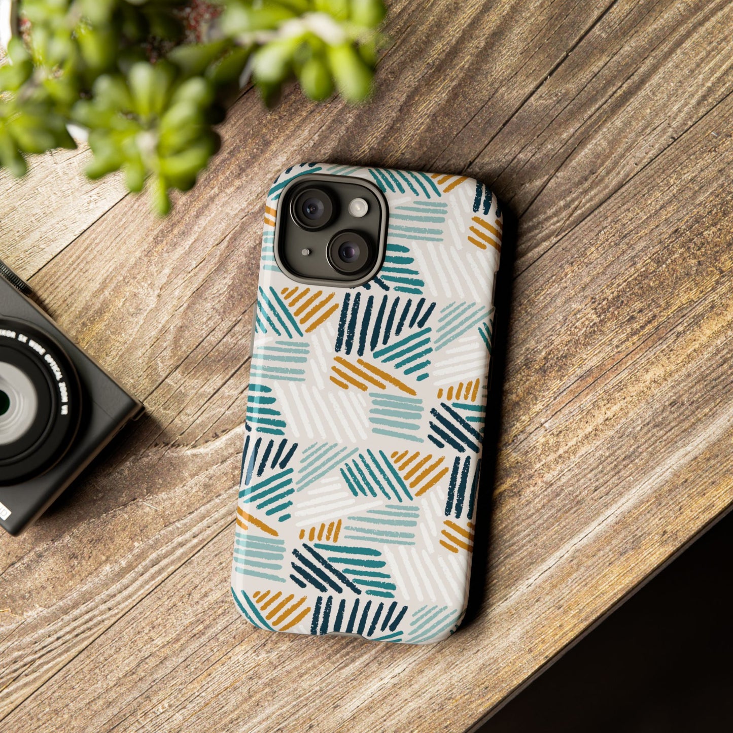 Stylish Tough Phone Case with Geometric Design