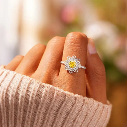 Flower Shape Zircon Platinum-Plated 925 Sterling Silver Ring - Roe Creation