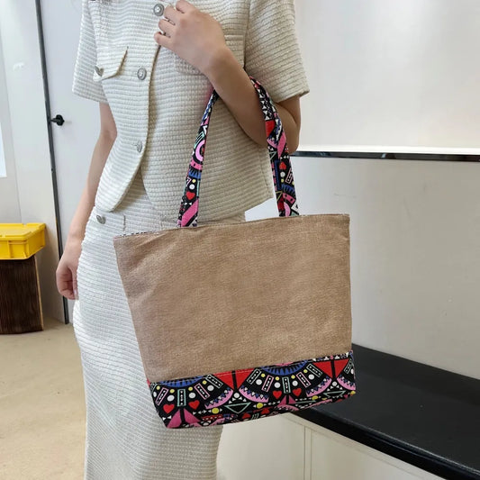 Medium Tote Bag with Ethnic Pattern Details - Roe Creation