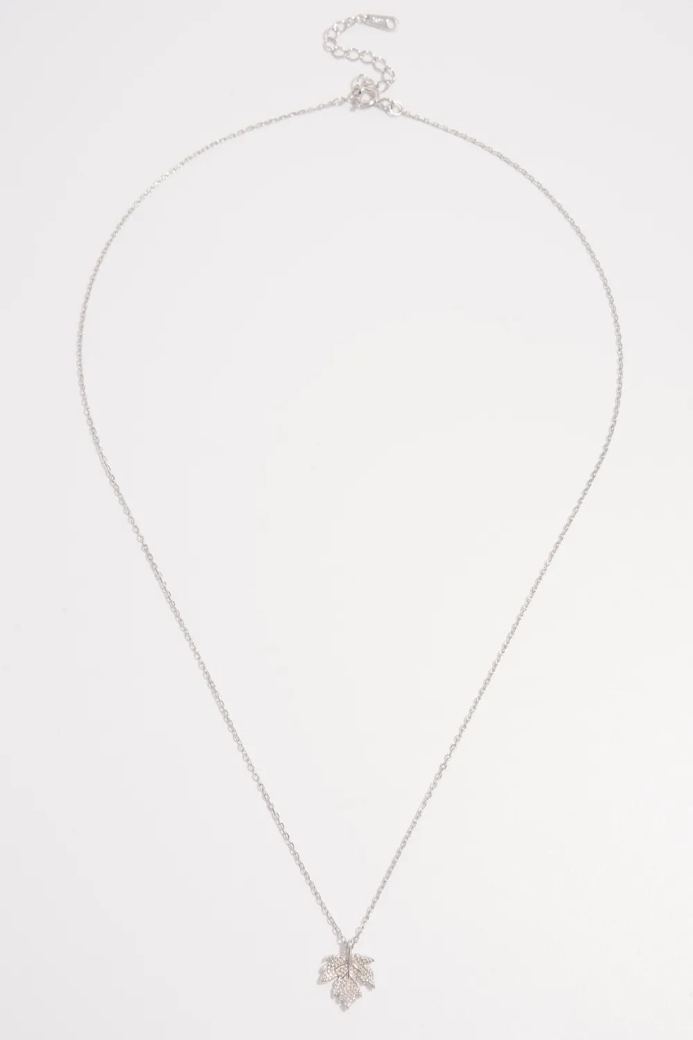 925 Sterling Silver Zircon Maple Leaf Necklace - Roe Creation